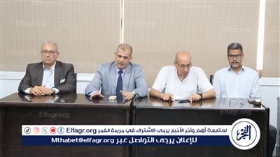 رئيس مياه الفيوم يجتمع برؤساء شبكات مياه الشرب لبحث آلية تحسين الخدمات المقدمة للمواطنين 