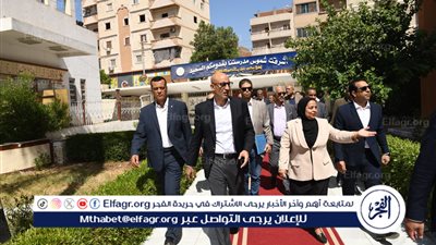 وزير التعليم يزور مدرسة السيدة زينب الثانوية بنات بقنا