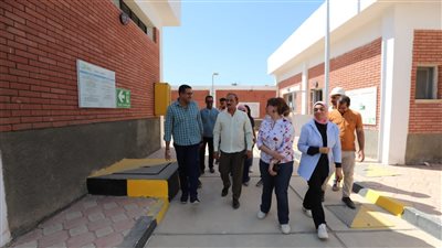 الشرقاوي يتفقد سير العمل بمحطات المياه والصرف الصحي بقطاع جنوب أسيوط