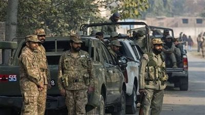 باكستان.. 18 قتيلا في هجوم انتحاري على قاعدة عسكرية