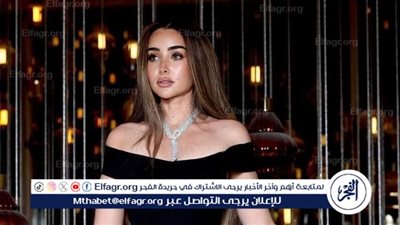 هنا الزاهد: 