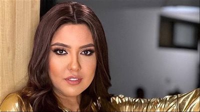 مي كساب: بدافع دايمًا عن محمد رمضان وهو عنده شخصيتين.. وأحمد السقا مفيش في جدعنته