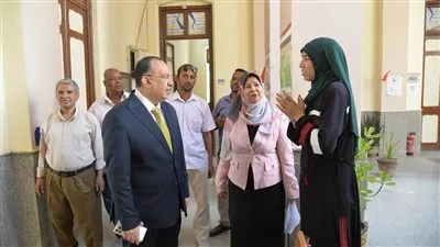 محافظ أسيوط يتابع لجان امتحانات الثانوية العامة 2024