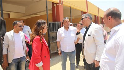 محافظ الجيزة: إسطبلات حضارية لخدمة المنطقة الأثرية بالأهرامات بديلًا عن الإسطبلات العشوائية