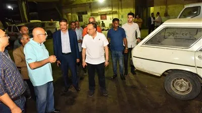 محافظ أسيوط يتفقد سير العمل بمركز صيانة السيارات والمعدات الثقيلة التابع للمحافظة