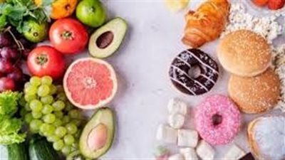 دراسة تكشف: العزلة تجعلك تشتهي أكل السكريات بكثرة