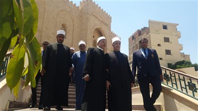 وزير الأوقاف يكلف رئيس القطاع الديني بالمرور المفاجئ على المساجد