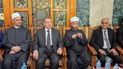 الأزهري يتقدم صفوف المعزين في وفاة وزير الأوقاف الأسبق