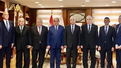 النائب العام ورئيس محكمة النقض يتقدمان بالتهاني لرئيس النيابة الإدارية بمنصبه الجديد