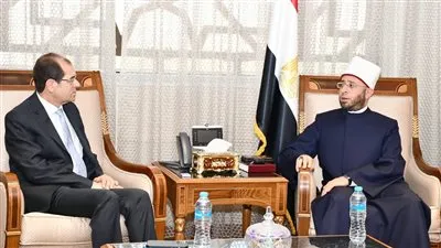 وزير الأوقاف يستقبل رئيس لجنة الشئون الدينية بمجلس الشيوخ