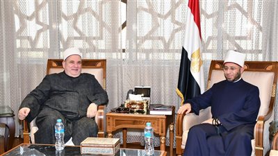 وزير الأوقاف يلتقي أمين سر اللجنة الدينية بمجلس النواب
