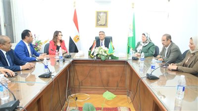 محافظ الجيزة يلتقي بأعضاء الاتحاد الإقليمي للجمعيات والمؤسسات الأهلية