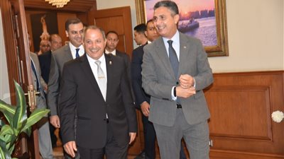 محافظ بورسعيد يستقبل وزير التموين والتجارة الداخلية خلال زيارته لمحافظة بورسعيد 