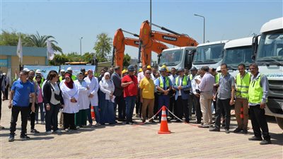محافظ أسيوط يشهد اصطفاف معدات شركة مياه الشرب وتنفيذ محاكاة لتجارب عملية للتأكد من جاهزيتها