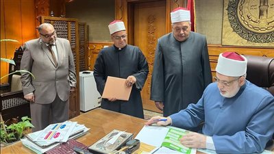 وكيل الأزهر يعتمد نتيجة الدور الأول للشهادتين الإعدادية والثانوية لمعاهد البعوث