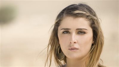 إطلالة جريئه.. عائشة بن أحمد تخطف الأنظار في تونس 