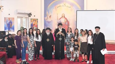 في اجتماع الأربعاء.. البابا تواضروس يكريم 