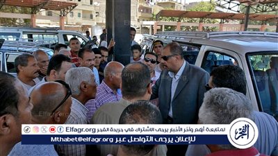 محافظ سوهاج يتفقد محطات الوقود ومواقف سيارات الأجرة