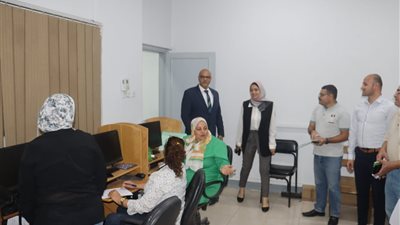 محافظ القليوبية يتابع فعاليات اختبارات دورات وزارة التنمية المحلية المتخصصة