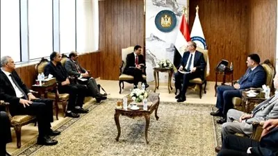 وزير يبحث مستجدات تنفيذ مشروع انشاء مصنع الأسمدة الفوسفاتية بالعين السخنة مع مجموعة إندوراما العالمية