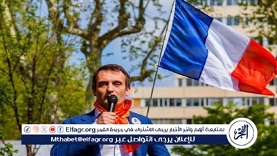 زعيم حزب فرنسي: باريس أهدرت 1.4 مليار يورو لتنظيف نهر السين