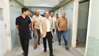 محافظ أسيوط يحيل مدير مستشفى صدفا المركزي والنوبتجية المسائية للتحقيق