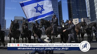 عاجل - إذاعة جيش الاحتلال: متظاهرون يغلقون الطرق المؤيدة إلى مقر الشرطة العسكرية قرب نتانيا