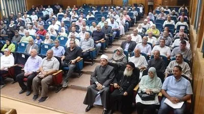 الزراعة تواصل توعية المزارعين الاستفادة من منظومة جمع وتدوير قش الأرز في محافظتي الغربية والقليوبية 