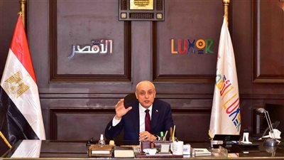 محافظ الأقصر يخصص 25 مليون جنيه لإنهاء تشطيبات الوحدات السكنية بالطود