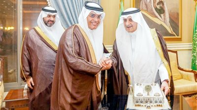 أمير تبوك في حفل تكريم «الذيابي»: مكانك بيننا في مواقع أخرى تخدم المنطقة