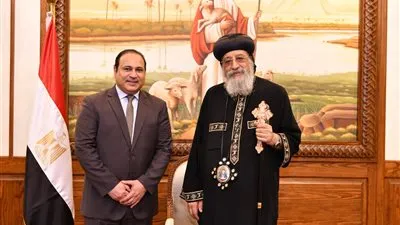 البابا تواضروس يستقبل الأمين العام لمركز 