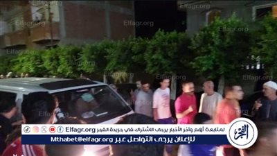 شاهد.. لحظة انهيار أسرة الراحلين حسام شوقى وفتحى إسماعيل ومحمود كمال 