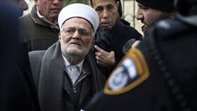 السلطات الإسرائيلية تفرج عن خطيب المسجد الأقصى