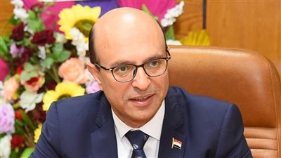 رئيس جامعة أسيوط: 1035 طالبا تقدموا لاختبار قدرات للقبول بكلية الفنون الجميلة
