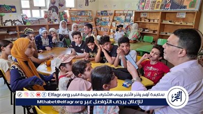 عروض مسرحية وندوات عن 