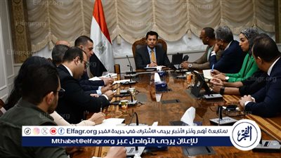 وزير الشباب والرياضة يلتقي مع نور خطاب لمناقشة مشروع للياقة البدنية