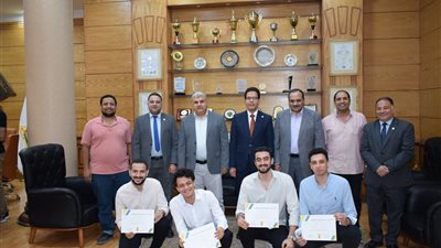 جامعة بنها تكرم طلابها المتميزين بالمسابقات البرمجية (صور)
