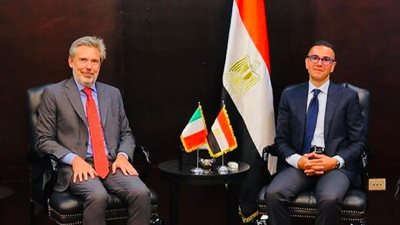حسن الخطيب: حريصون على الاستفادة من العلاقات الثنائية المتميزة بين مصر وإيطاليا في تنمية وتطوير العلاقات الاقتصادية المشتركة 