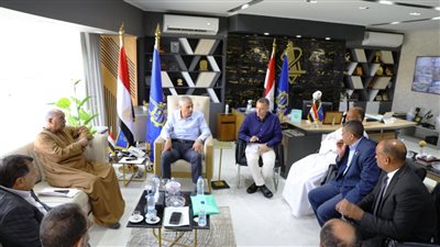 محافظ أسوان: إقامة معارض 