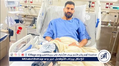 علي ماهر يطمئن على حارس المصري بعد جراحة الرباط الصليبي في قطر