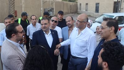 محافظ القليوبية يشدد على تطوير الخدمات الصحية بمركز مسطرد - صور