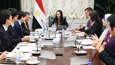 وزيرة التضامن الاجتماعي تستقبل سفير اليابان بالقاهرة.. ويبحثان فتح آفاق جديدة للتعاون بين الجانبين