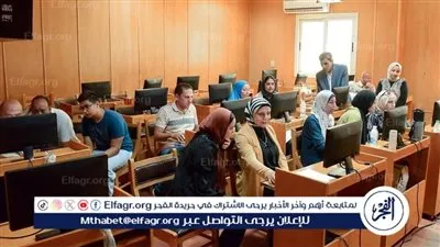 الطلاب يتوافدون على معامل تنسيق المرحلة الأولى بجامعة بني سويف