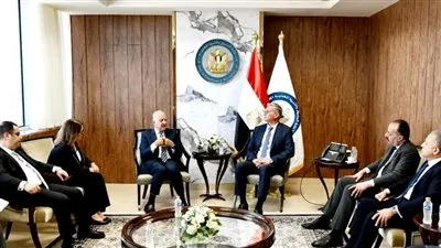 وزير البترول يلتقى هيئة مكتب لجنة الطاقة والبيئة بمجلس النواب