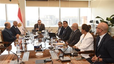 وزير الإسكان يعلن طرح 1450 وحدة بـ6 مدن جديدة بالمرحلة العاشرة التكميلية بمشروع 
