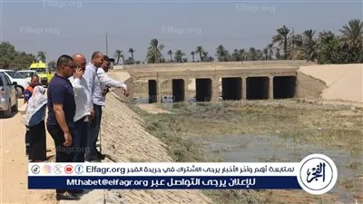 سكرتير بني سويف يجتمع بلجنة المخاطر ويتفقد مركز الإغاثة ومخر سيل سنور 