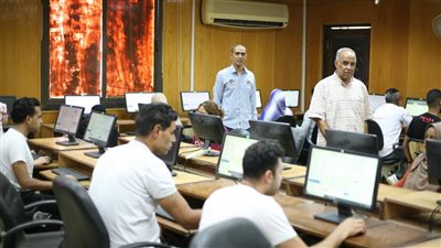 مركز التحول الرقمي بجامعة جنوب الوادي يجرى اختبارات لـ 109 باحثين