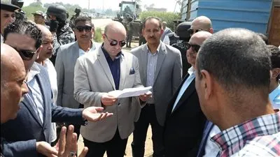 محافظ بني سويف يقود حملة لإزالة التعديات على أراضي مركز ناصر
