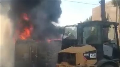 السيطرة على حريق بالساحة الملحقة لمجلس مدينة العياط دون وقوع خسائر بشرية 