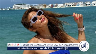 بالأزرق.. هيدي كرم تتألق بأحدث ظهور لها